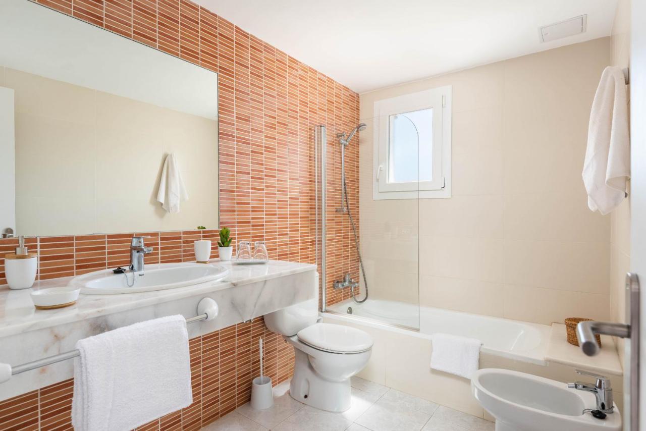 Rimar 6, 2 Bedroom Apartment, Cap D'Artrutx Cala'N Bosch  Exterior photo